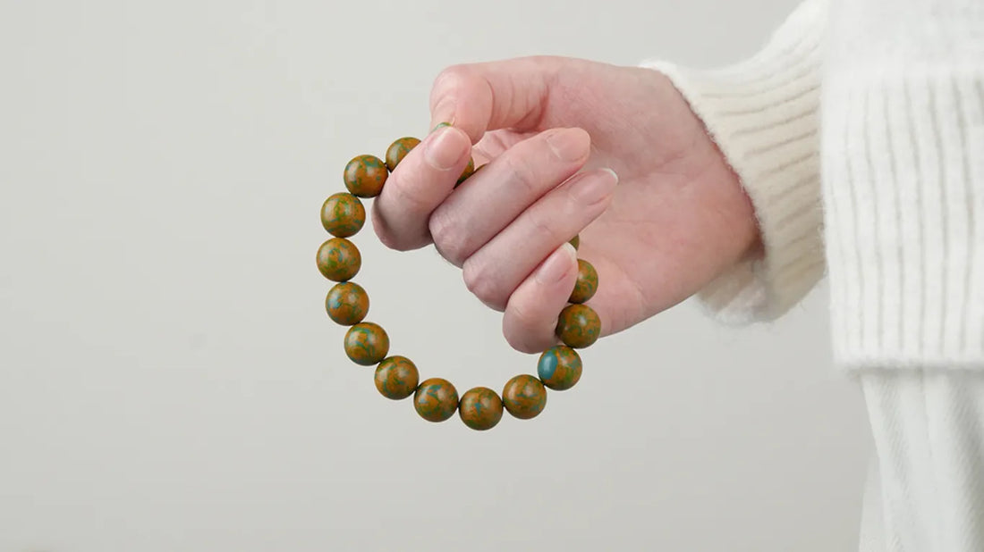 Daily Detox Support: Can Wearable Aromatherapy Help Your Body Cleanse?