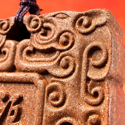 Wearable Aroma Jewelry Herbal Incense Amulet for Peace and Longevity