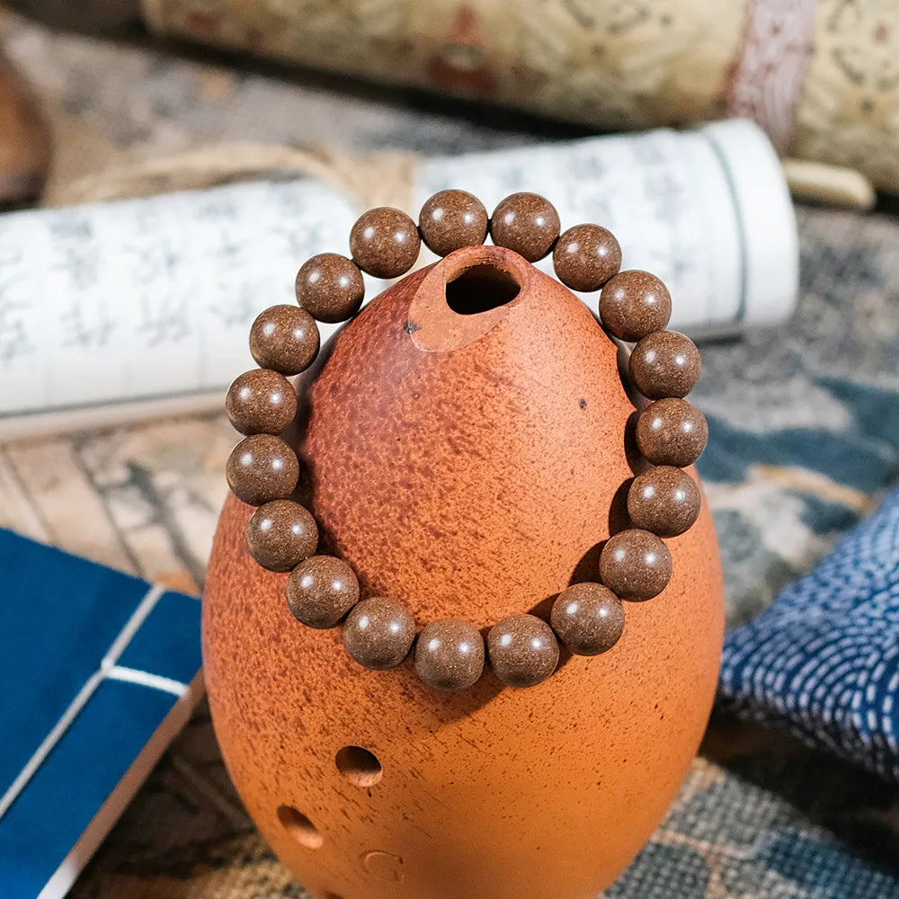 sandalwood bracelet brings grounding